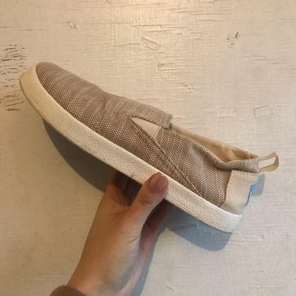 nude toms